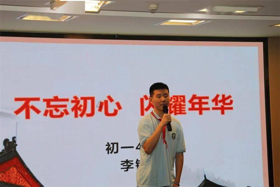 河南商城货车侧翻造成了多大的伤亡情况？游戏画面